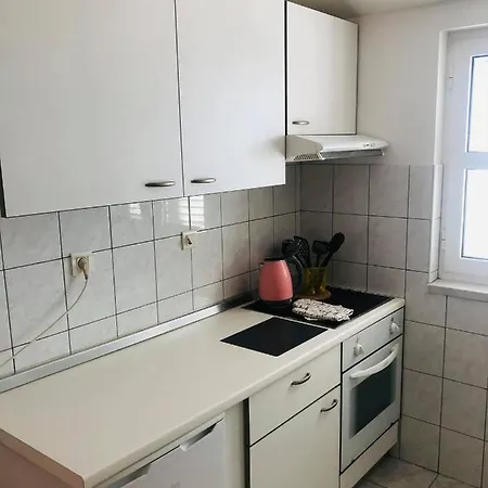 Adriana Apartament *
