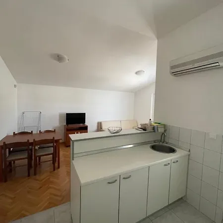 Apartament Adriana Sukošan